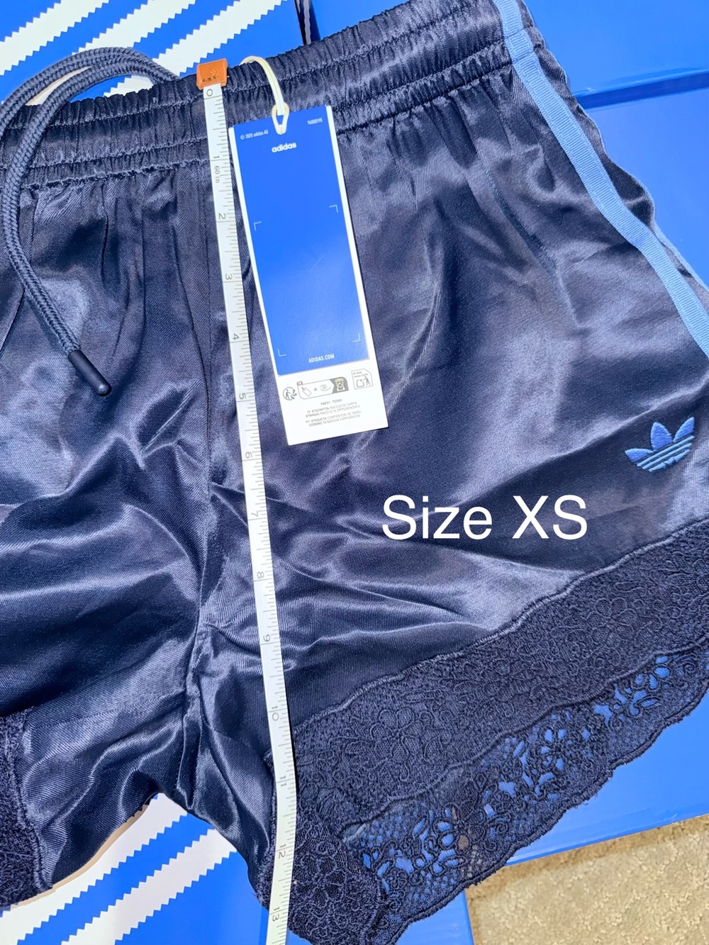 NWT adidas Originals × ASOS lace hem shorts in pale blue satin - Picture 10 of 13